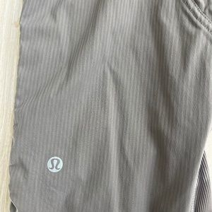 Lululemon Joggers Capri Size 6